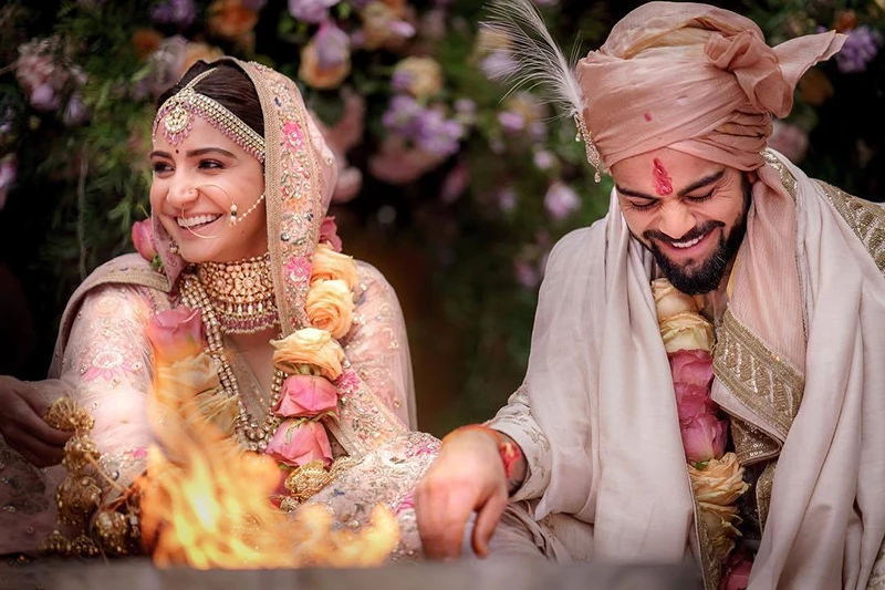 Anushka Sharma wedding look