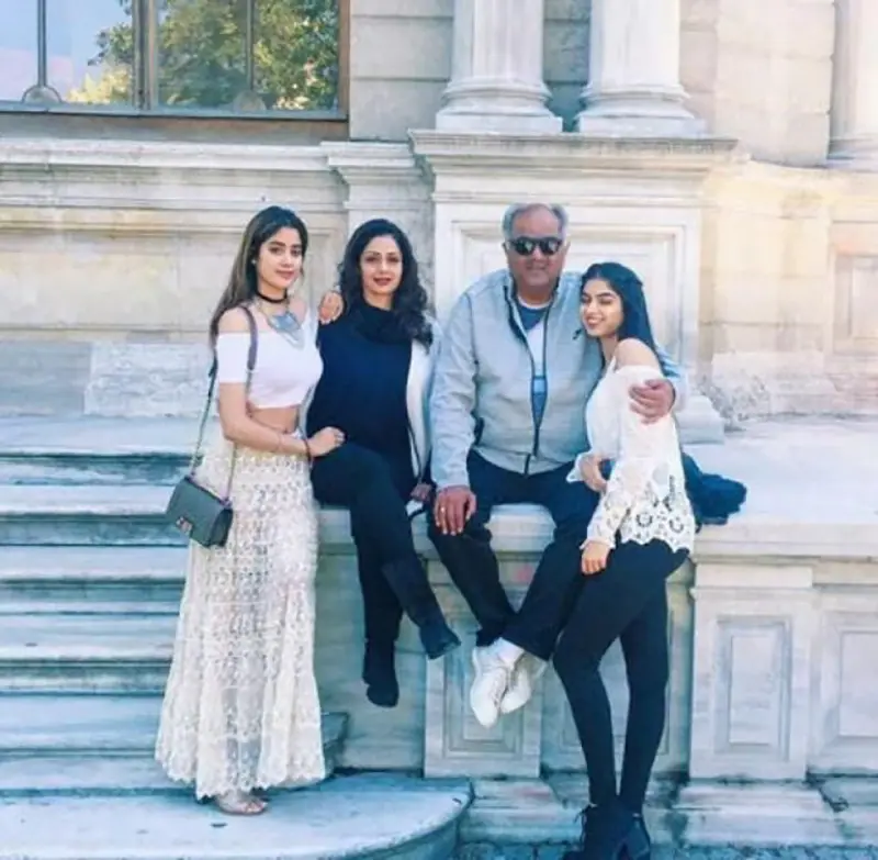 Sridevi family photo