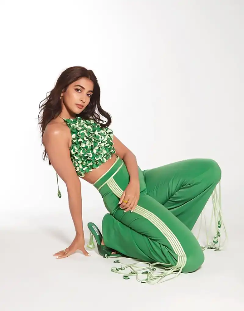 Hot and Bold Images of Pooja Hegde 