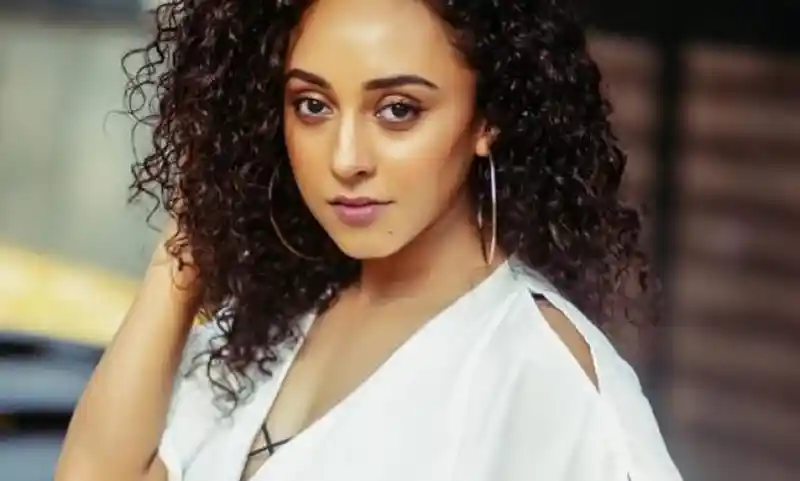 Pearle Maaney