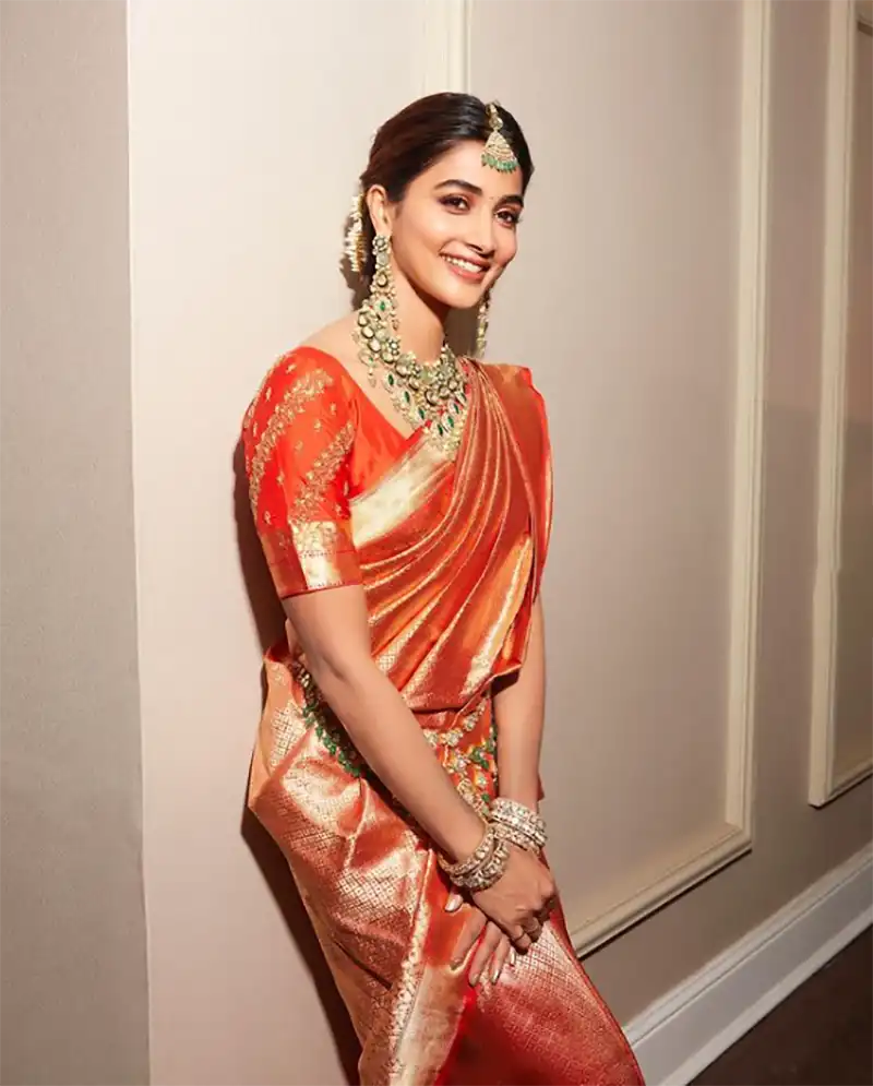 Pooja Hegde Pics in Traditional Wears