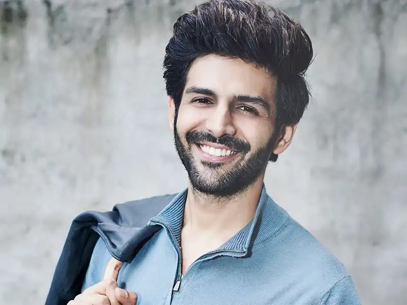  Kartik Aaryan 