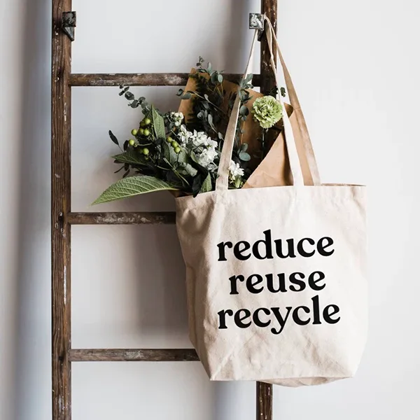 Recycled Tote Bags Have Long Useful Life