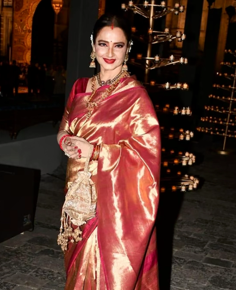 Evergreen Bollywood Actress Rekha in Saree
