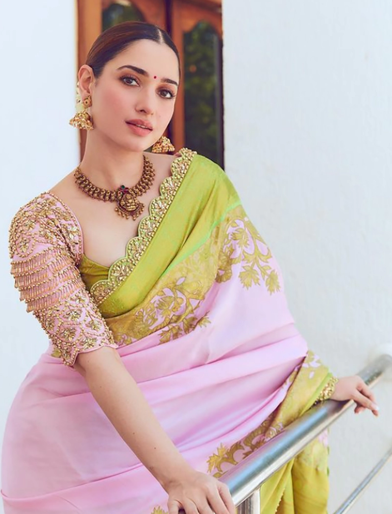 Bollywood Actress Tamannaah Bhatia in Saree