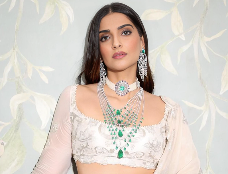 Sonam Kapoor Photos