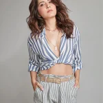 Hot Poses of Rashi Khanna in Casual Wear