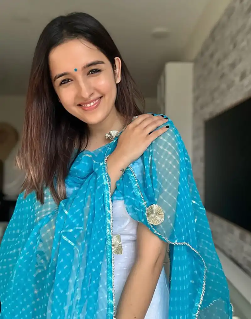 Hot Shirley Setia in Indian Wear