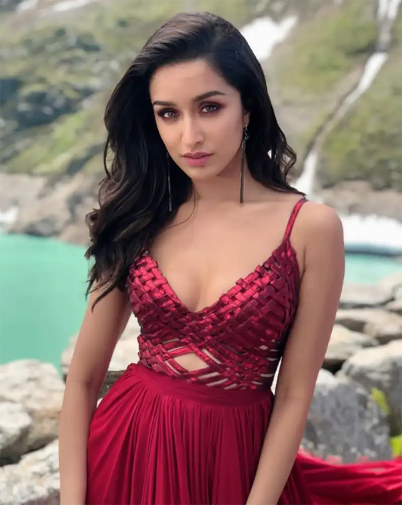 Hot Viral Photos of Shraddha Kapoor 