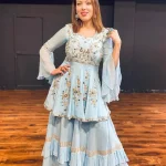 Munmun Dutta Hot Pics in Traditional Wear