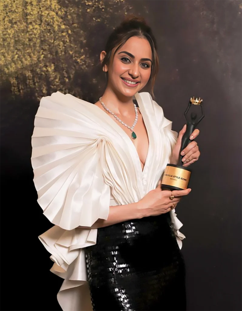 Rakul Preet Singh Hot Pics with Award